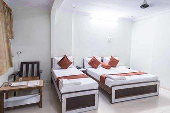 Hotel O Rana Residency Near Western Express Highway Metro Station 3*