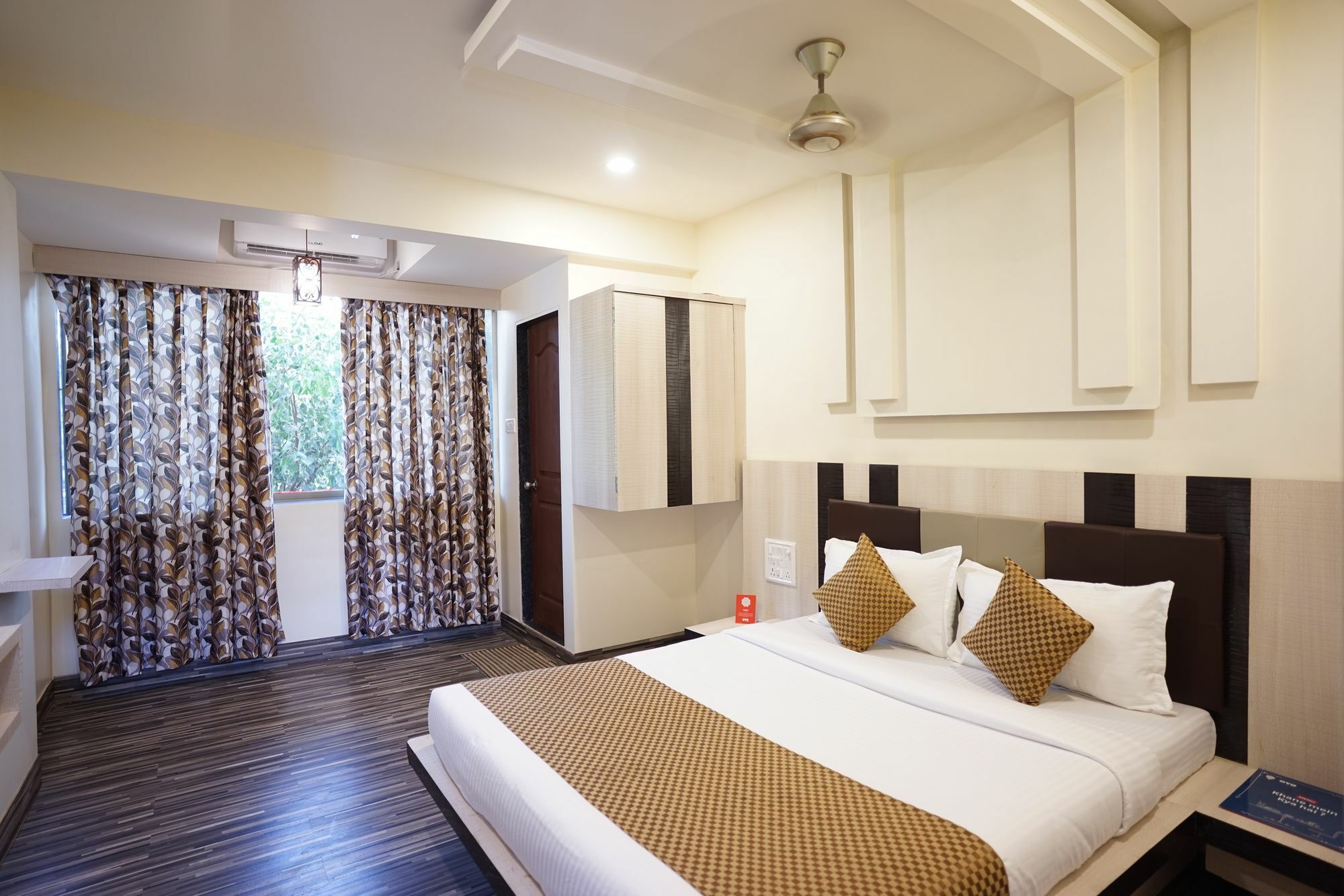 O Rana Residency Near Western Express Highway Metro Station